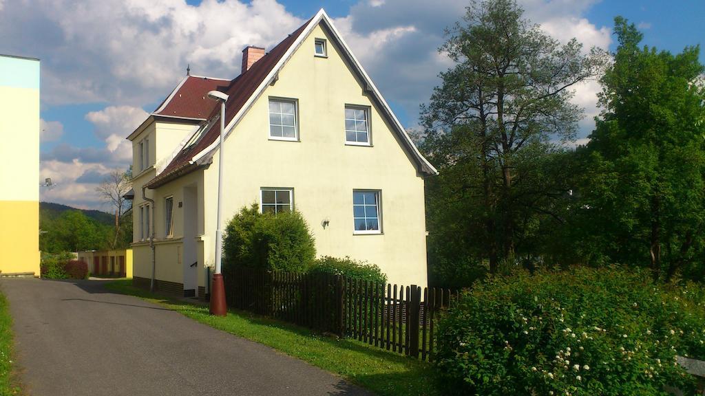 Prazdninovy Dum Josefuv Dul Villa Ruang foto